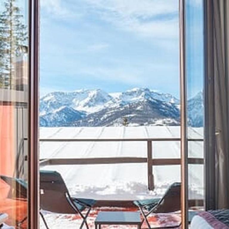 Chaberton Lodge & Spa - Camera Comfort Matrimoniale/Doppia con Letti Singoli con Terrazza e Vista Montagna - 1