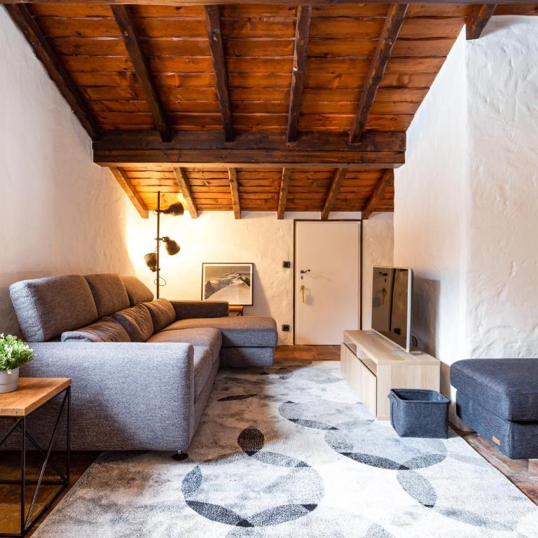 Chalet Les Praz - 280sqm - Sauna Cinema Fitness - 5 Bedrooms in Heart of Les Praz - By Cozee Rentals - Chalet - 13