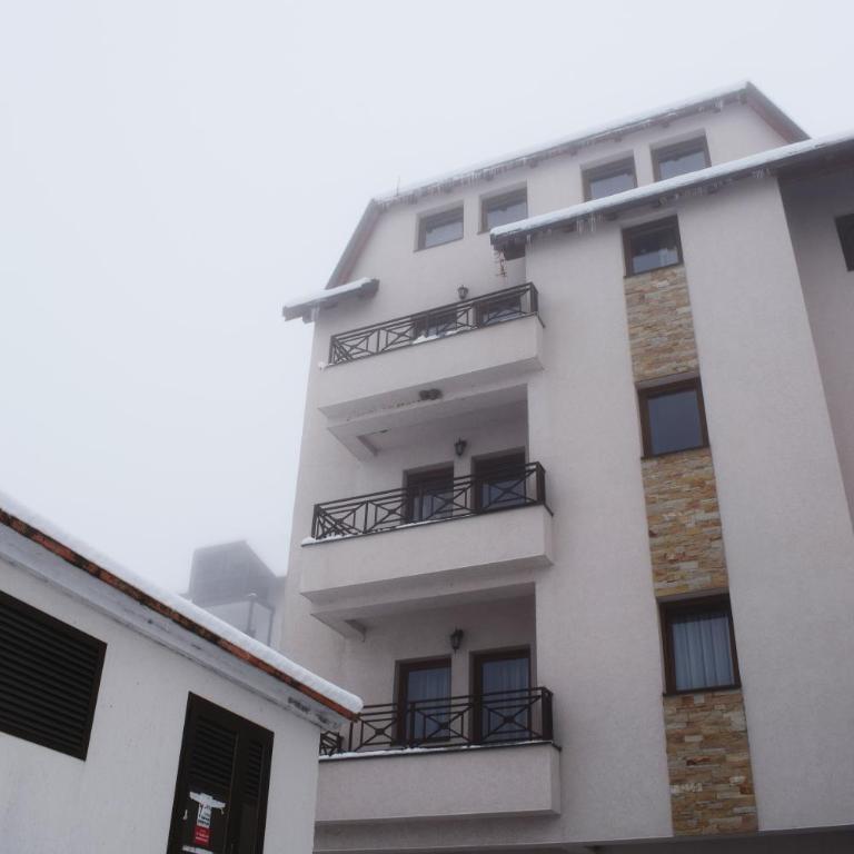 Milmari Friends and Family - One-Bedroom Apartment - 18
