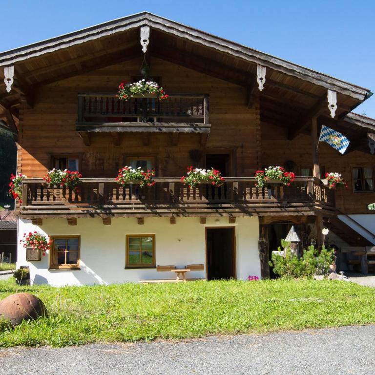 Ferienhaus am Streicher - Chiemgau Karte - Apartment mit Terrasse - 1
