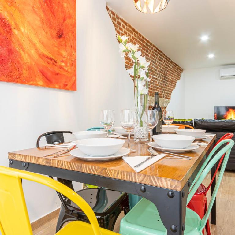 Ever House - IFEMA Canillas - Three-Bedroom Apartment - 60