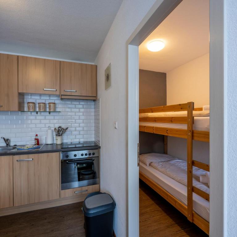 Cosy Kaprun Apartment - Two-Bedroom Apartment - 9