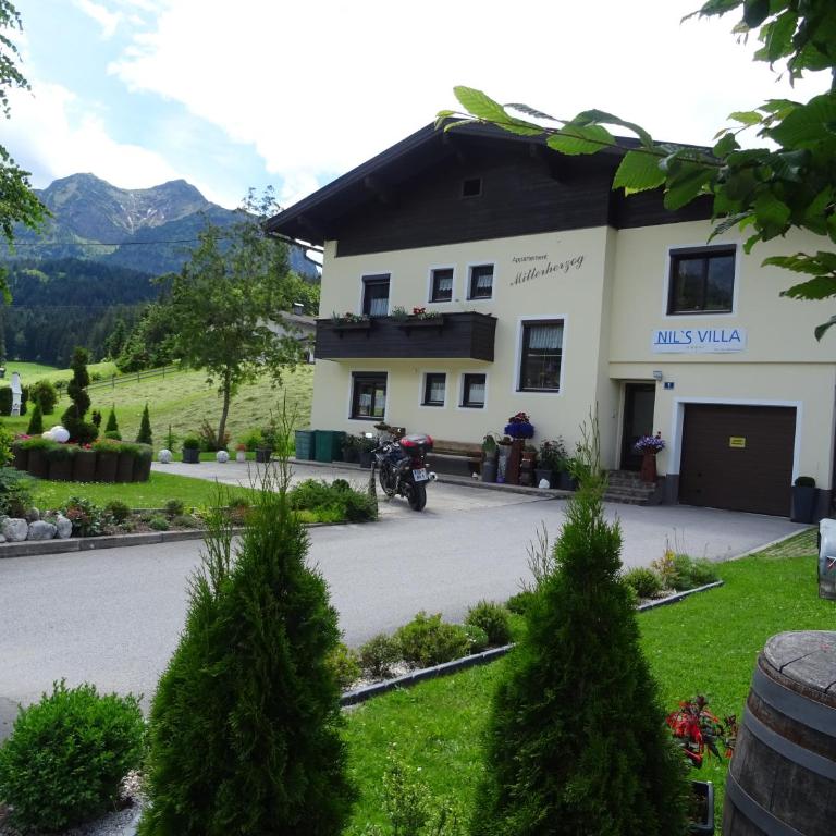 Ferienwohnung Mitterherzog - Apartment mit 2 Schlafzimmern und Bergblick - 9