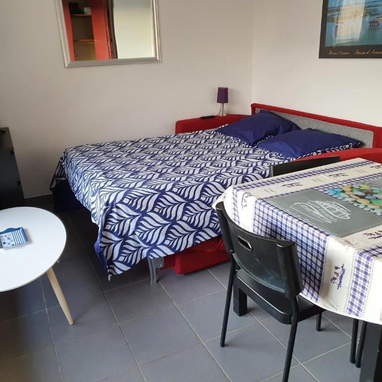 les Huniers Appt 1er étage - Apartamento Estándar - 3