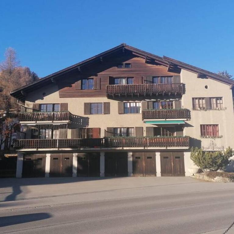 Haus Albertihof: 3-Zimmer-Wohnung an Top-Lage in Davos-Platz - Apartment mit 3 Schlafzimmern - 36
