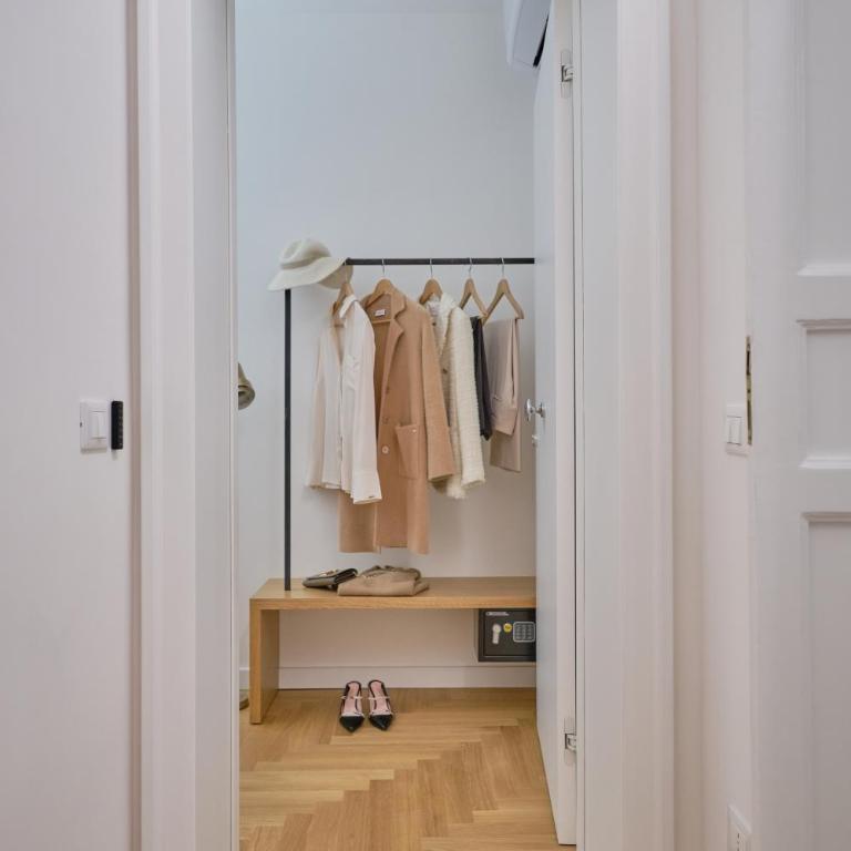 Archè Design Rooms and Suites - King Suite - 5