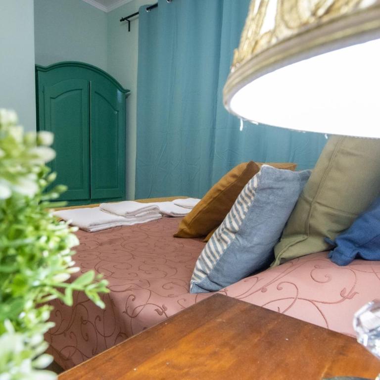B&B Colorful Suite Yard - Double or Twin Room with Bathroom - 14