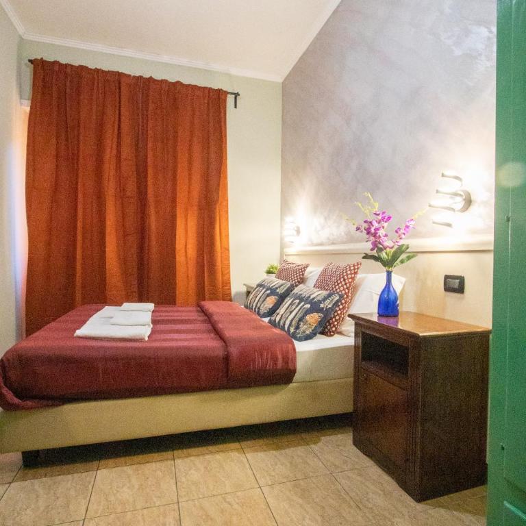 B&B Colorful Suite Yard - Double or Twin Room with Bathroom - 10