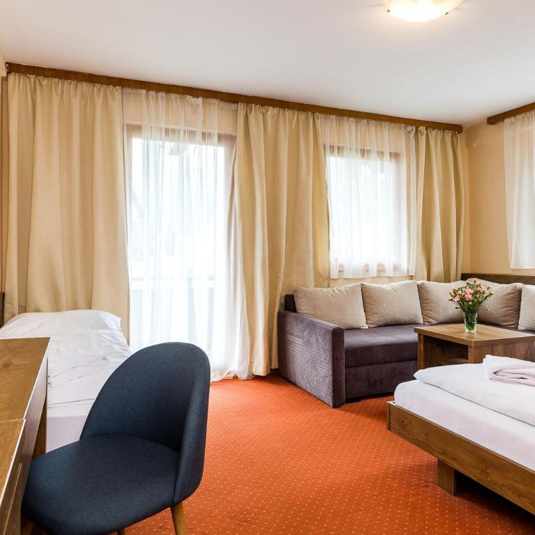 Hotel Post Fusch - Standard Dreibettzimmer mit Balkon - 1