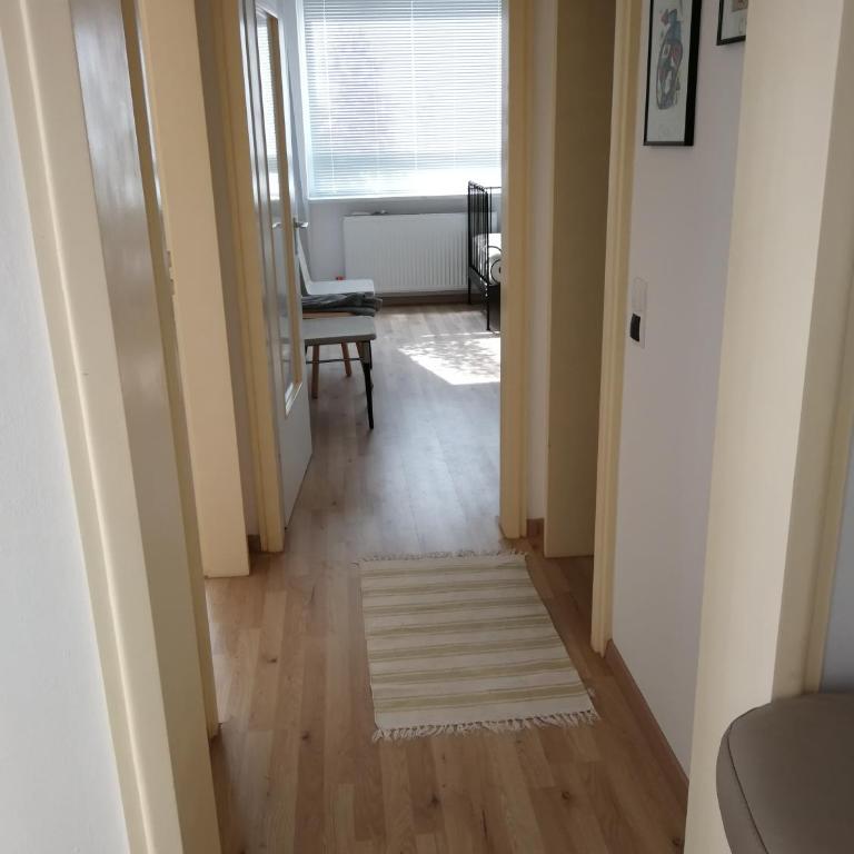 Central-Apt at Lake, CityCenter 5min, Fair 18min!!! - Apartamento con terraza - 15