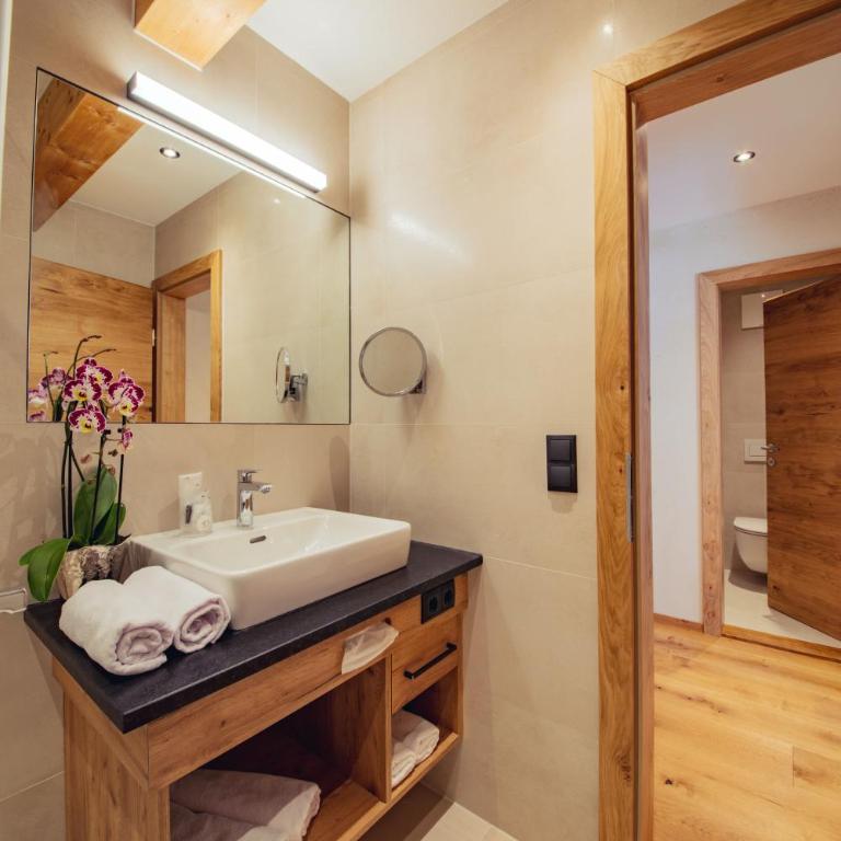 Loisi's Boutiquehotel - Deluxe Doppelzimmer mit Balkon - 6