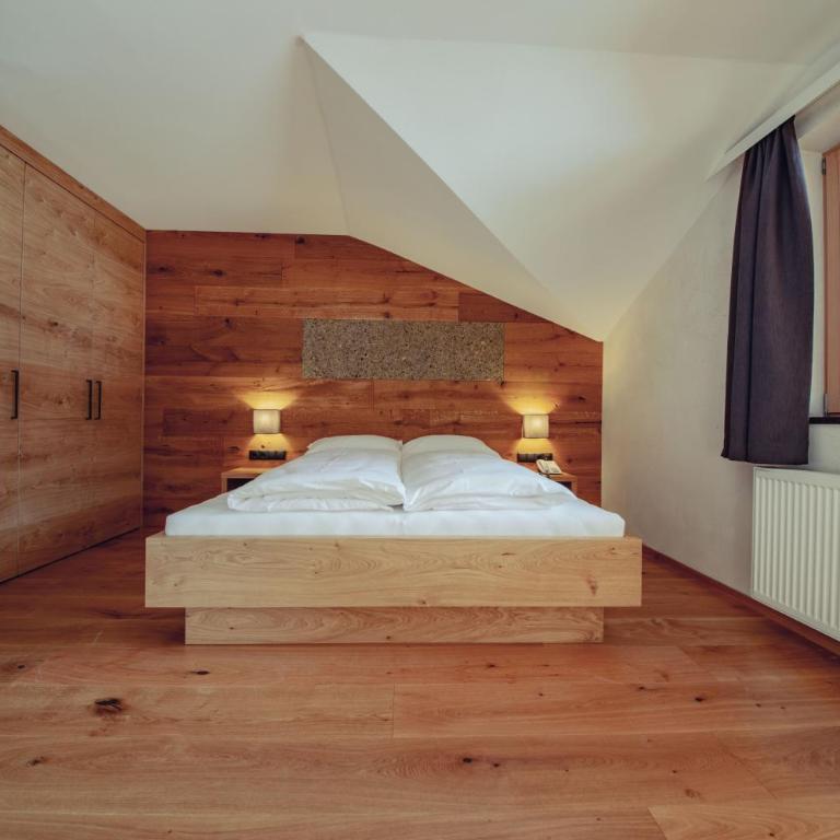 Loisi's Boutiquehotel - Superior Doppelzimmer mit Bergblick - 1