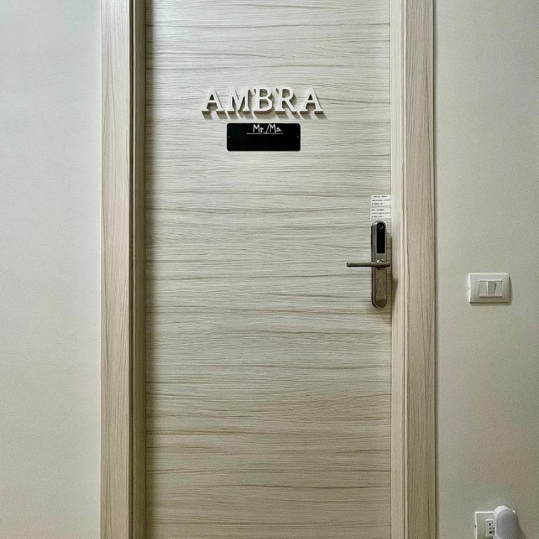 MilanHolidays - Two-Bedroom Apartment - 30