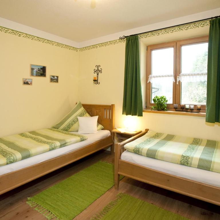 Haus Jung - Chiemgau Karte - Apartment mit Balkon - 3