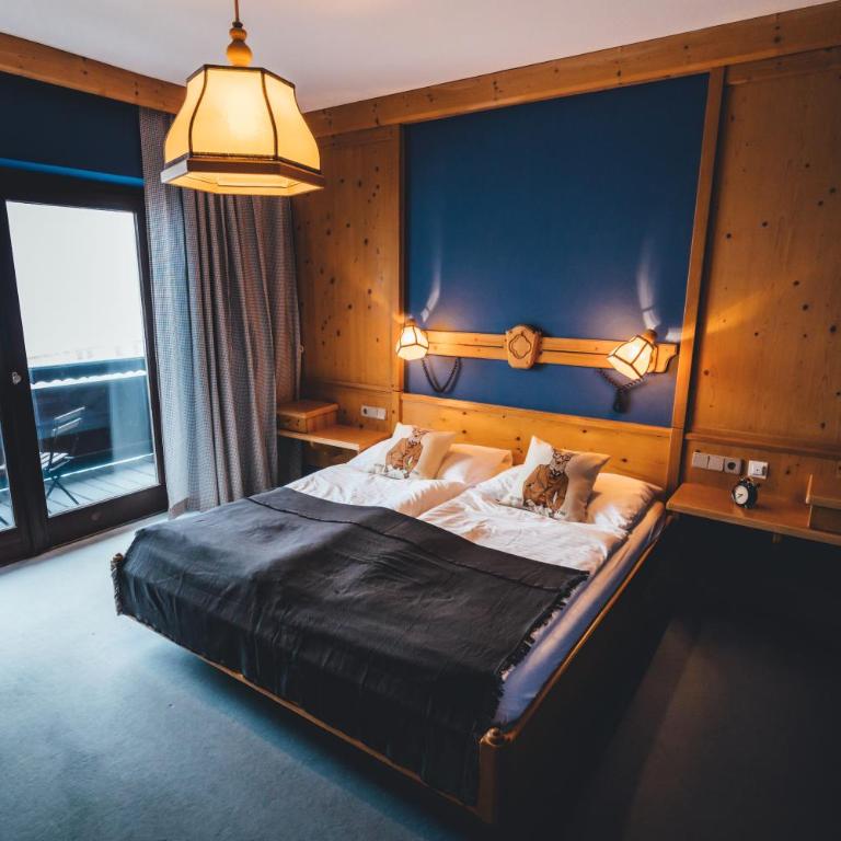 Hotel Sportalm - Adults Only Boutique Hotel - Doppelzimmer mit Balkon - 9