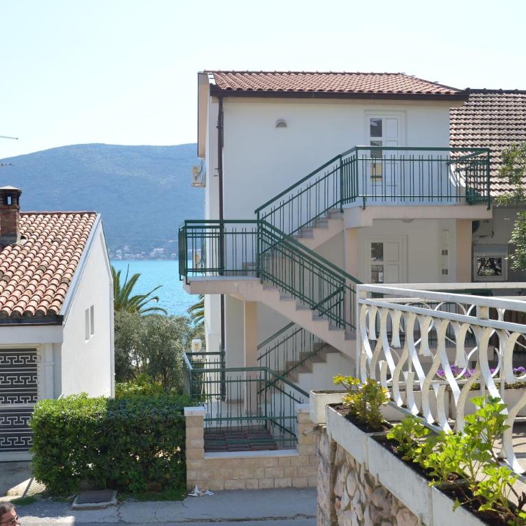 Apartments Mako - One-Bedroom Apartment with Balcony - 48