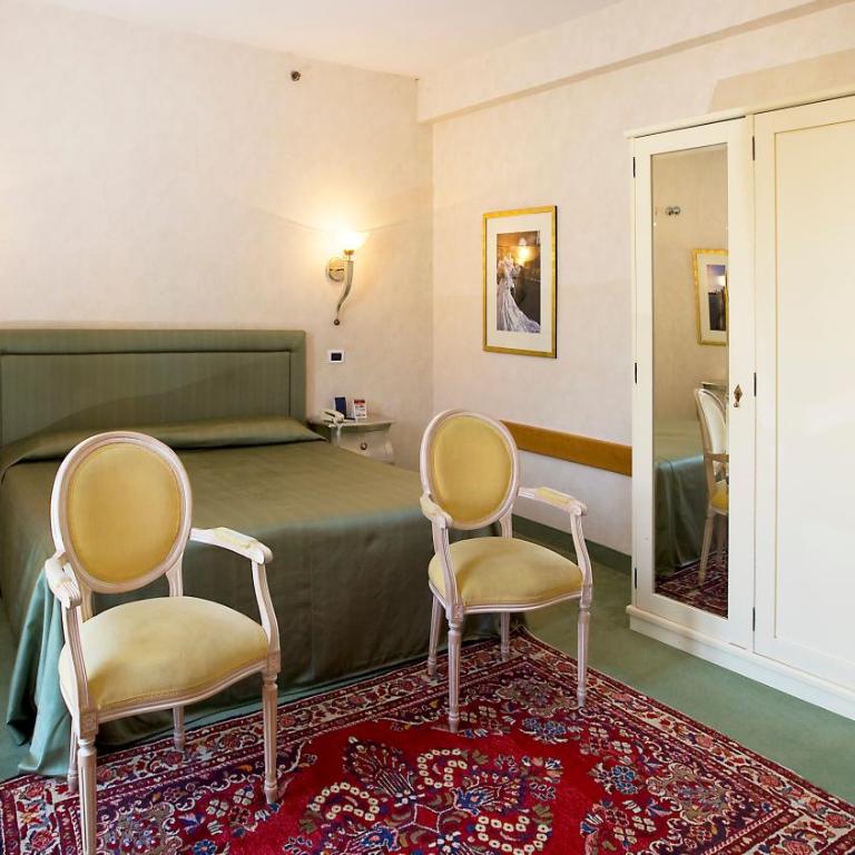 Hotel Principe - Camera Tripla Classic - 4