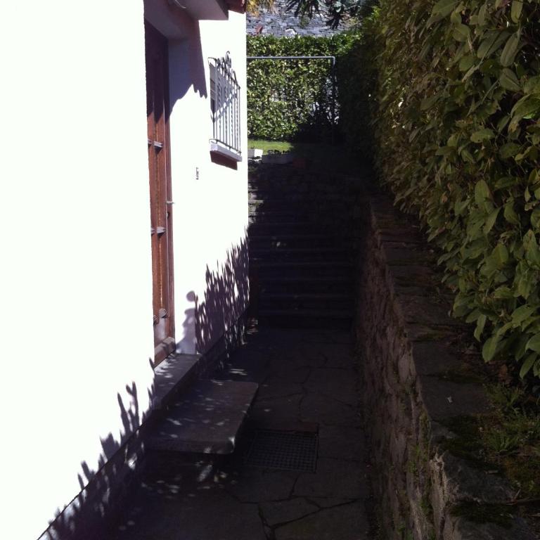 Casa Alice - Appartamento con 2 Camere da Letto e Accesso Giardino - 12