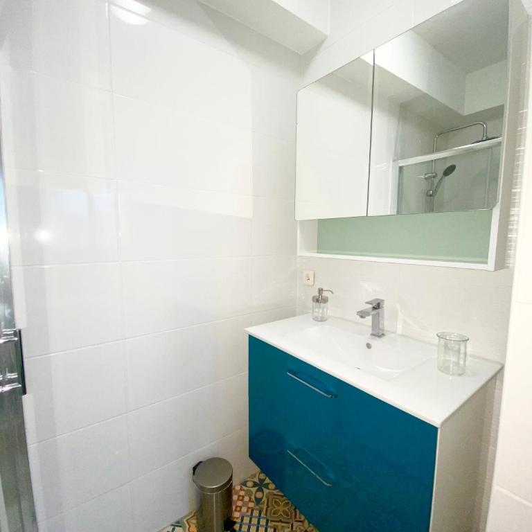 Appartement la plage de la pointe rouge - Appartement 1 Chambre - 5