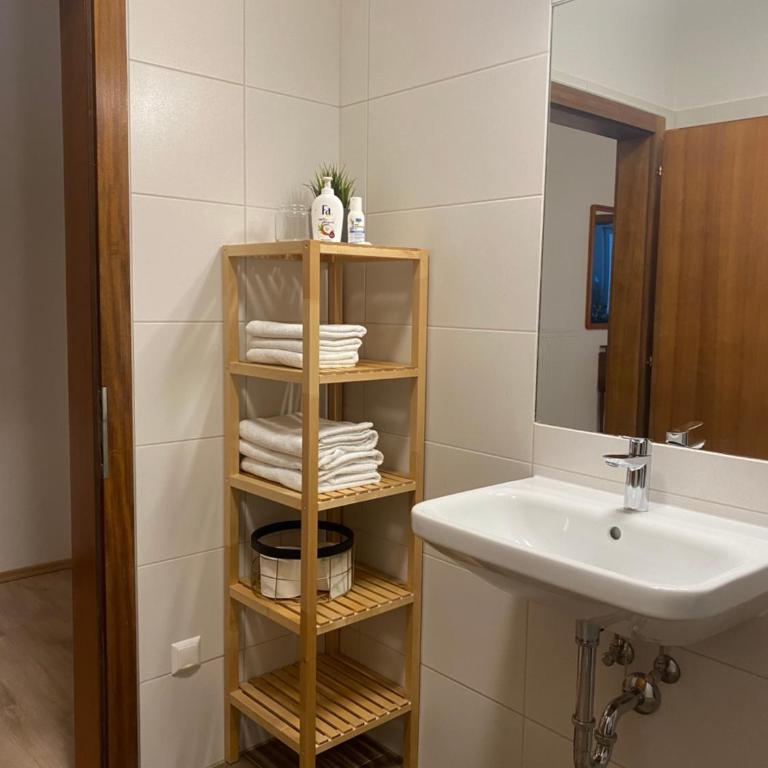 Ferienwohnung neben dem Schloss Porcia - Apartment mit 1 Schlafzimmer - 2
