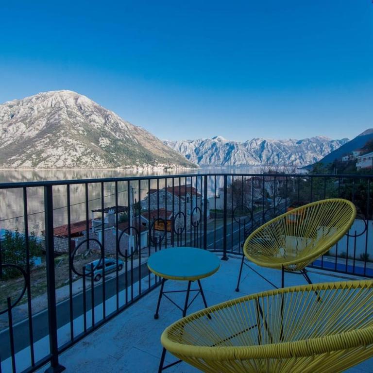 Seafront Villa with Private Beach & Pool in Kotor Bay, Villa Viborg - Villa with Private Pool - 37
