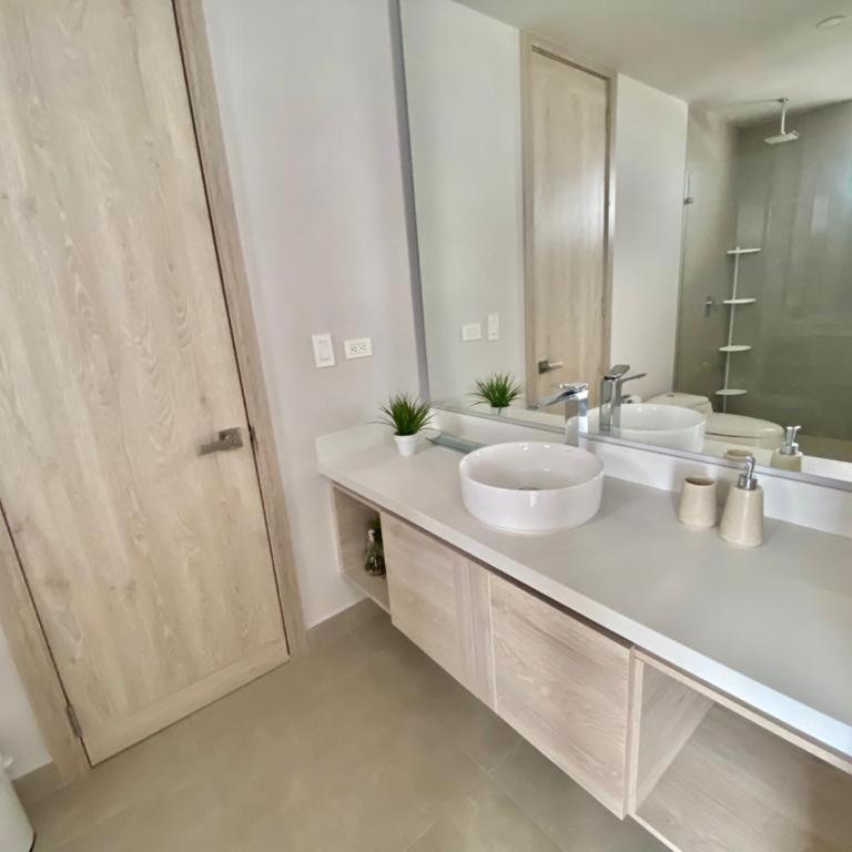 Serena del Mar, Morros IO - Three-Bedroom Apartment - 8