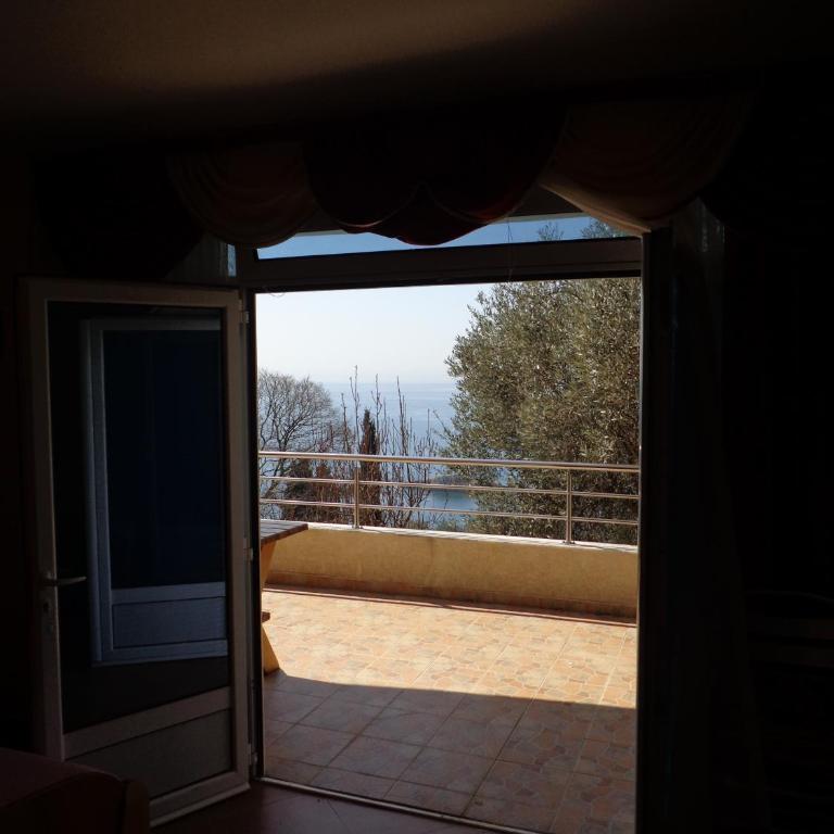 Nikić Apartments - One-Bedroom Apartment - 5