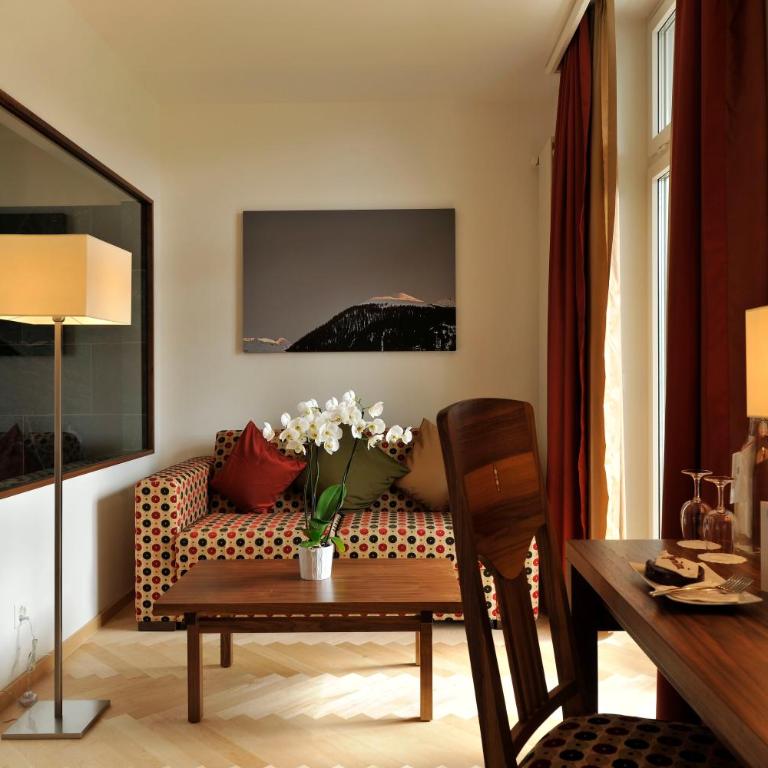 Waldhotel & SPA Davos - for body & soul - Junior Suite - 7