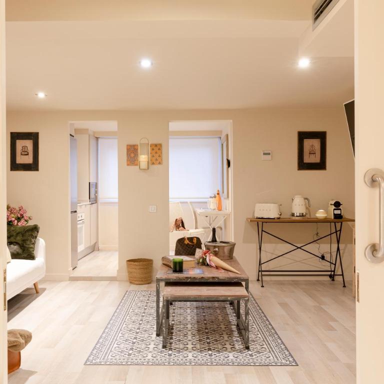 Chic Apartments Barcelona - One-Bedroom Apartment - 23