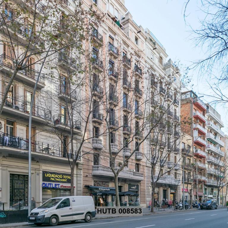 Alcam Berlin-Numancia - Three-Bedroom Apartment - 6