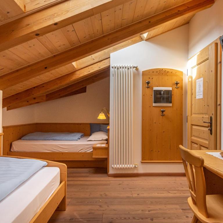 Agriturismo Maso Santa Libera - Camera Piccola Doppia con Letti Singoli - 1