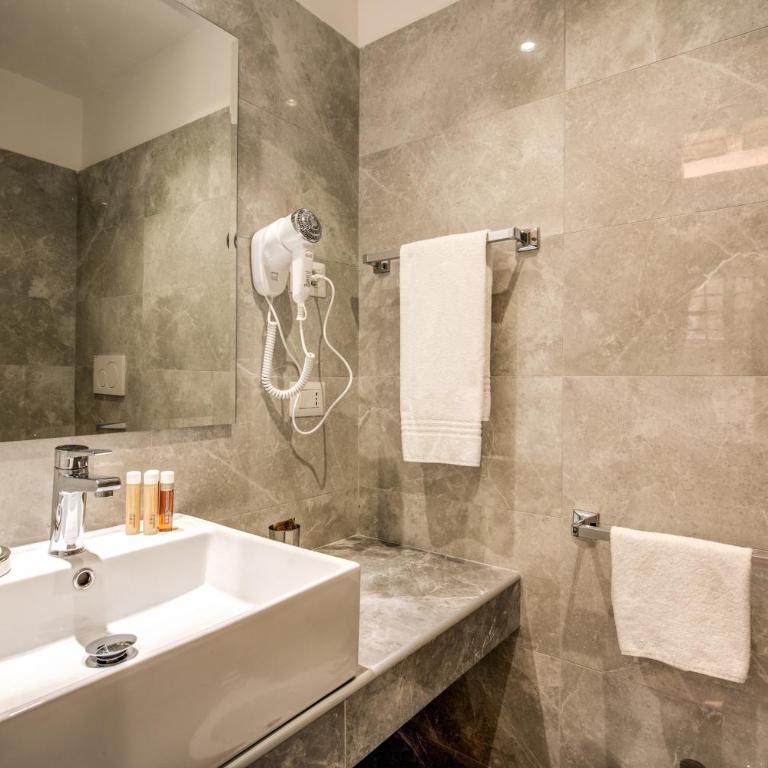Vite 21 Luxury Room - Camera Tripla - 8