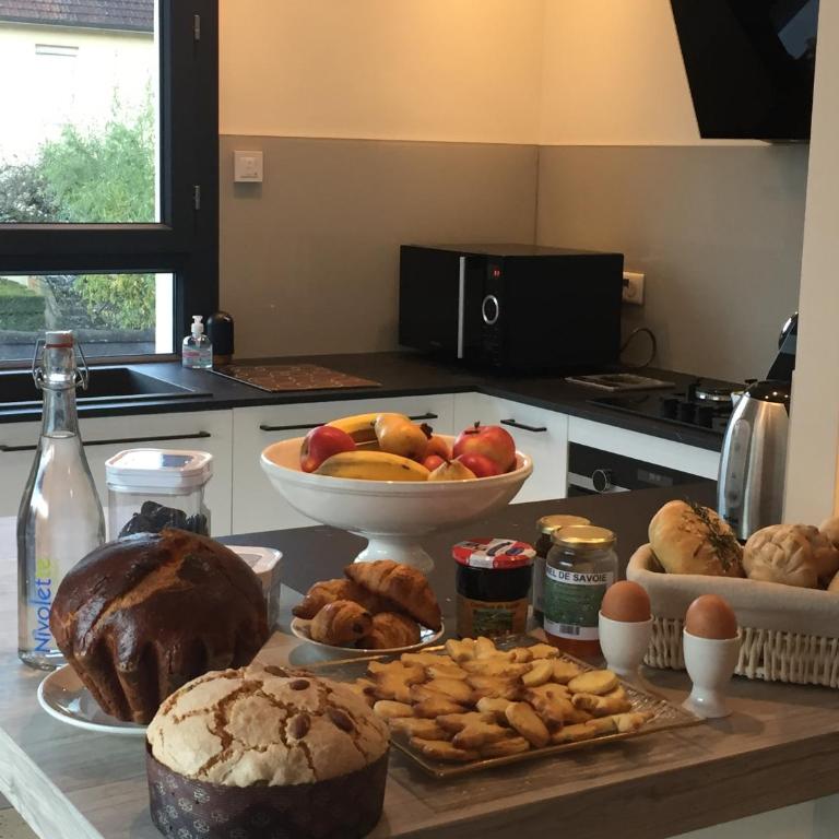 La Porte des Alpes chambres d'hôtes - Chambre Double Deluxe avec Baignoire - 8