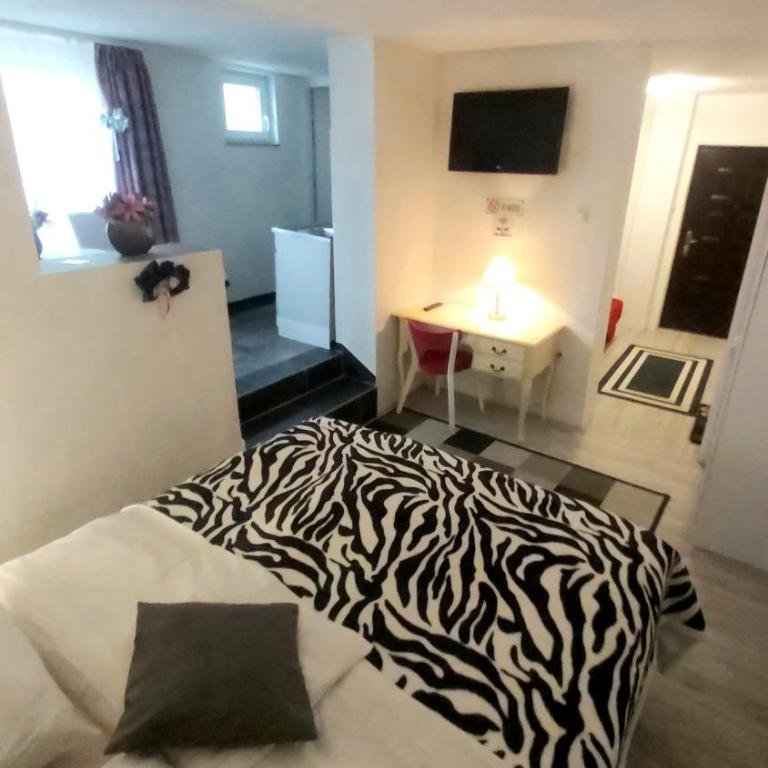APARTMAN ANDREA 4 - Apartman sa 2 Spavaće Sobe - 2