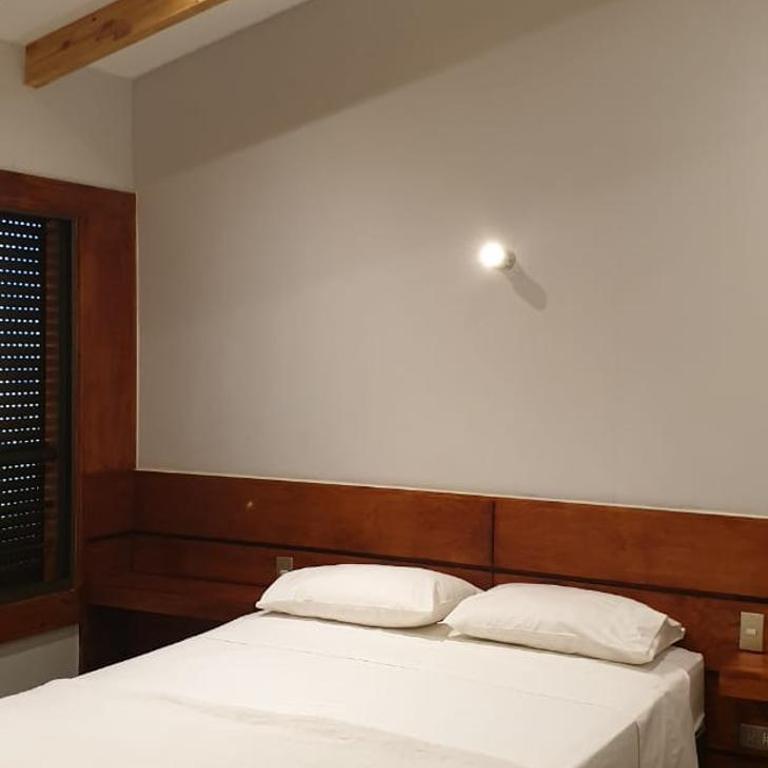 Refugio Cordillera Flora endógena Bosque Esclerófilo - Double Room with Park View - 1