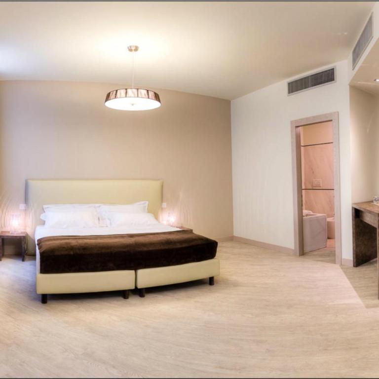 Forte16 View & SPA - Junior Suite con Cucina e Accesso Piscina - 11