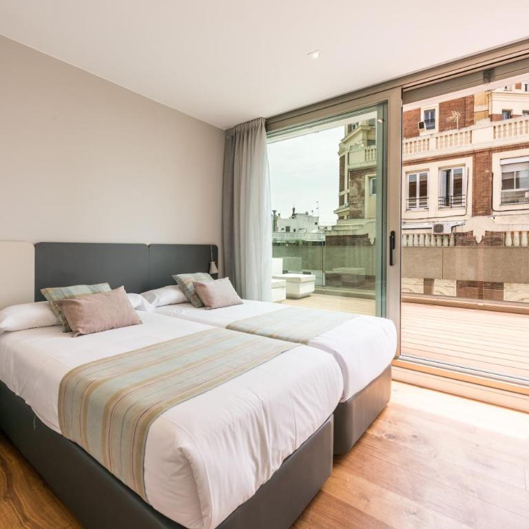 Gran View Apartments - Apartamento de 2 dormitorios con terraza y vistas a la ciudad - 10