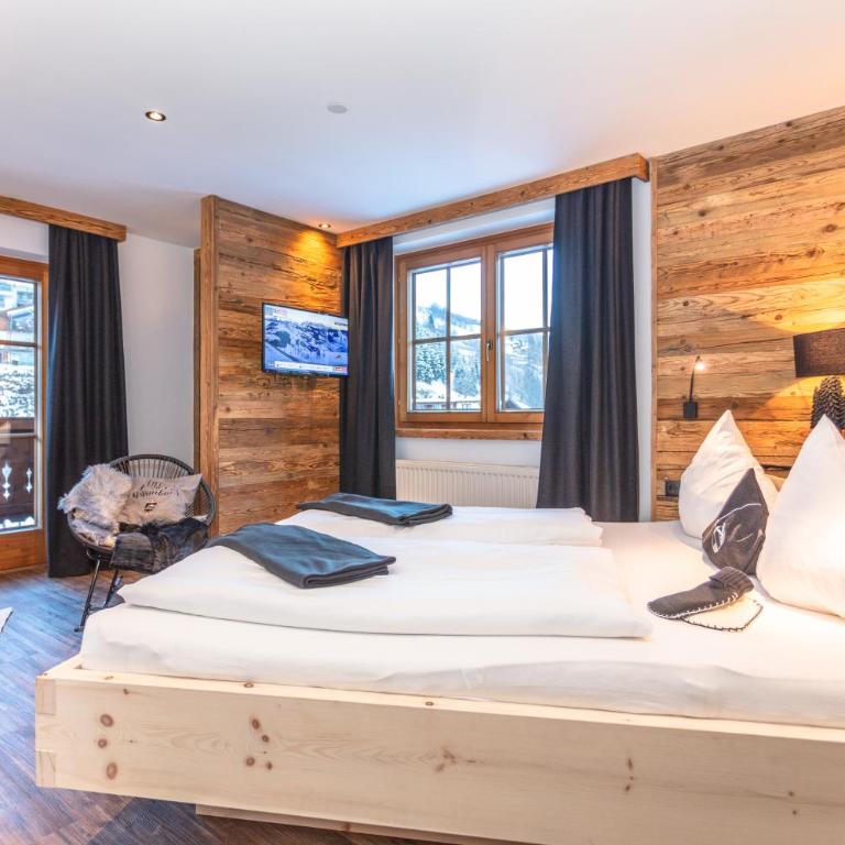 Hotel Sonnberg - Chalet-Suite mit Badewanne und Küchenzeile - 6