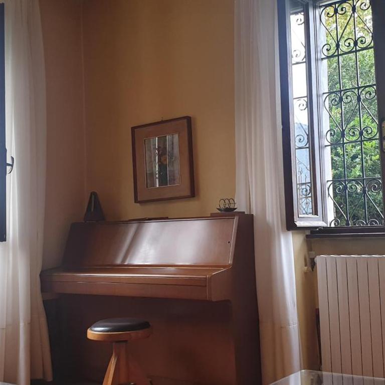 Villa Lago Groundfloor Lakefront Beach Garden Bike&Boat& Scooter Lake Como - Appartamento con 2 Camere da Letto - 9