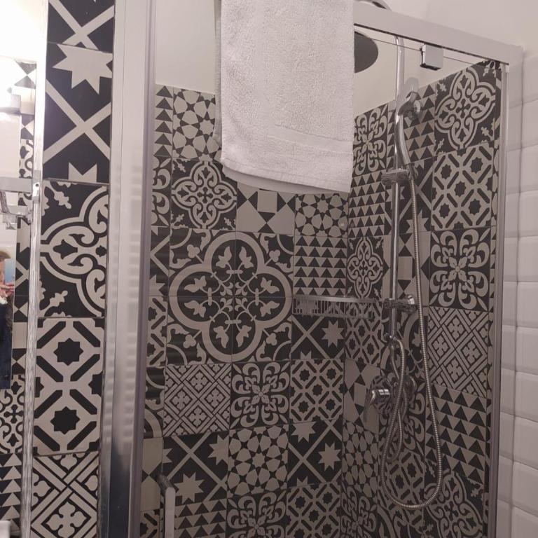 Flaminio Holidays - Deluxe Room - 23