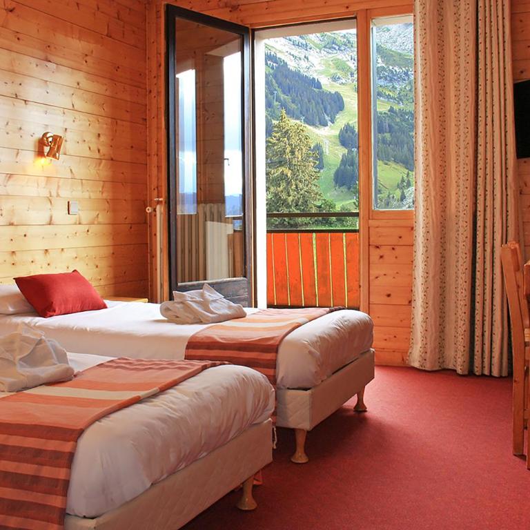 Azureva Club La Clusaz les Confins - Camera Doppia con Letti Singoli con Vista Montagna - 3