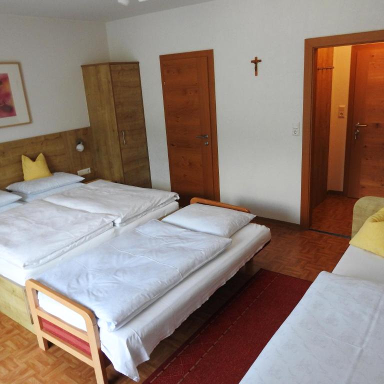 Pension Vocario - Familienzimmer mit Balkon - 4