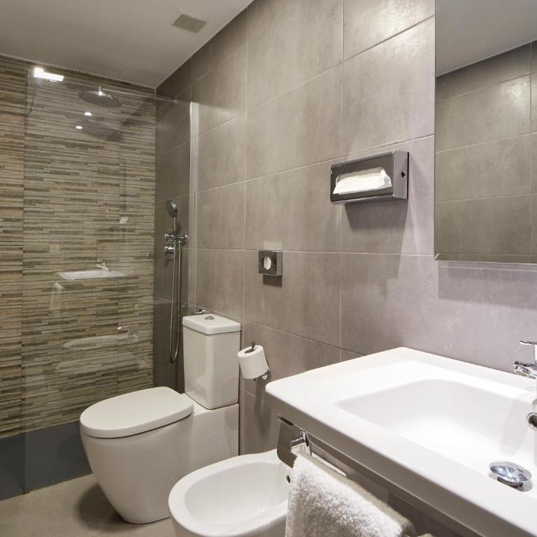 Hotel Avenida - Habitación Doble con cama supletoria - 2