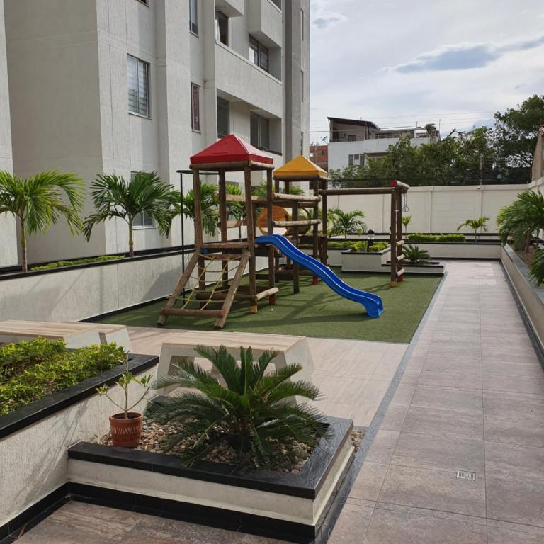 Lindo Apartamento Completo, en una muy buena zona - Apartamento de 2 dormitorios - 13