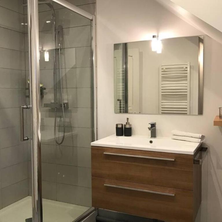 LE COTEAU - centre ville, jardin & parking! - Two-Bedroom Apartment - 18