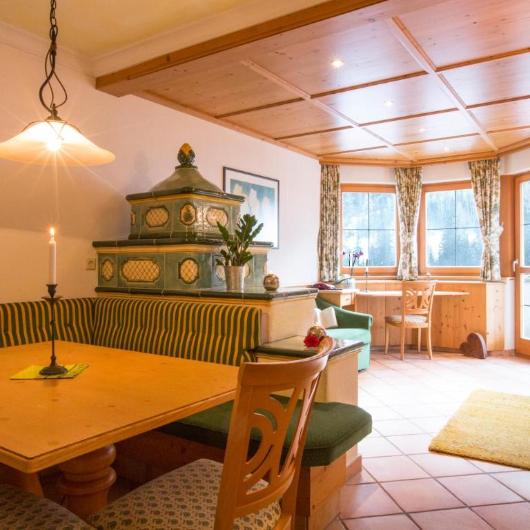 Fliana Arlberg, St Anton - Studios & Apartments - Apartment mit 2 Schlafzimmern - 1