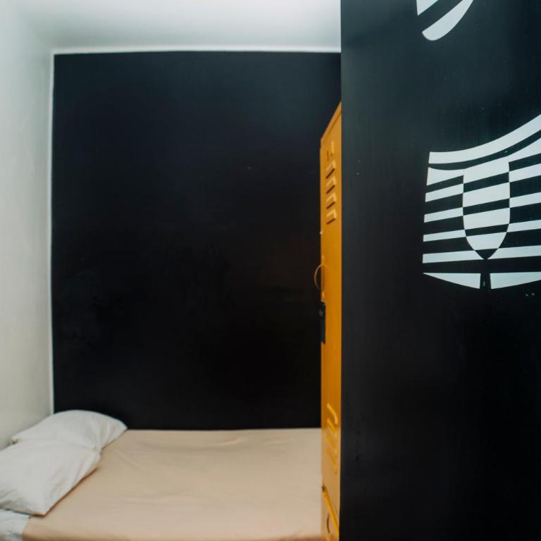 Hostel Mundo Joven Catedral - Small Double Room - 1