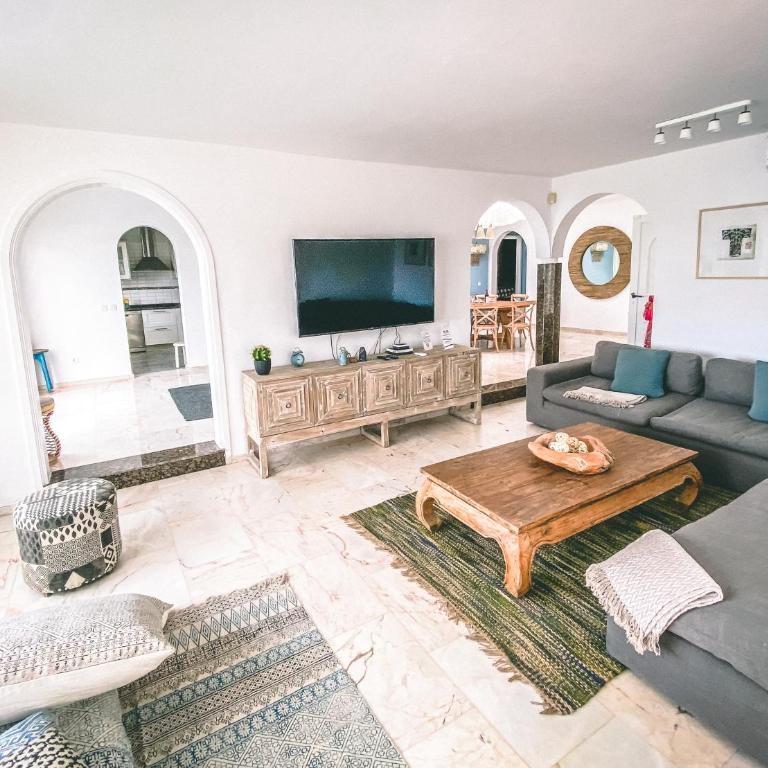 Villa Los Flamencos by Veaco- Beachfront & pool - Villa - Beach Front - 9