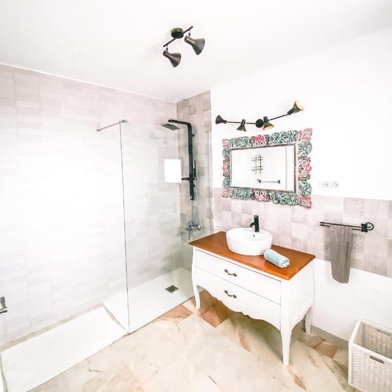 Villa Los Flamencos by Veaco- Beachfront & pool - Villa - Beach Front - 20