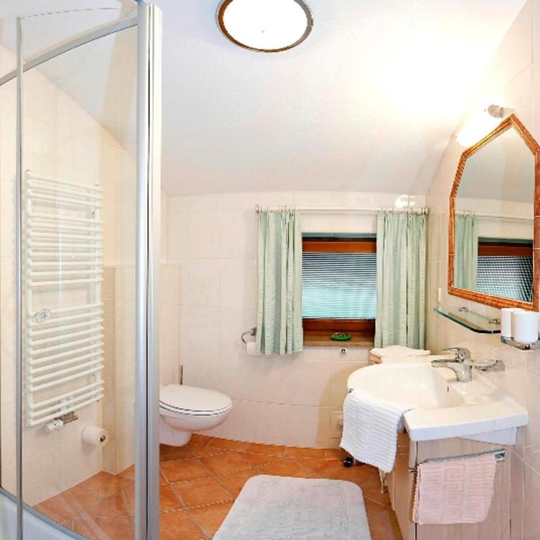 Ferienwohnungen Haus Neumaier - Apartment mit Balkon - 3